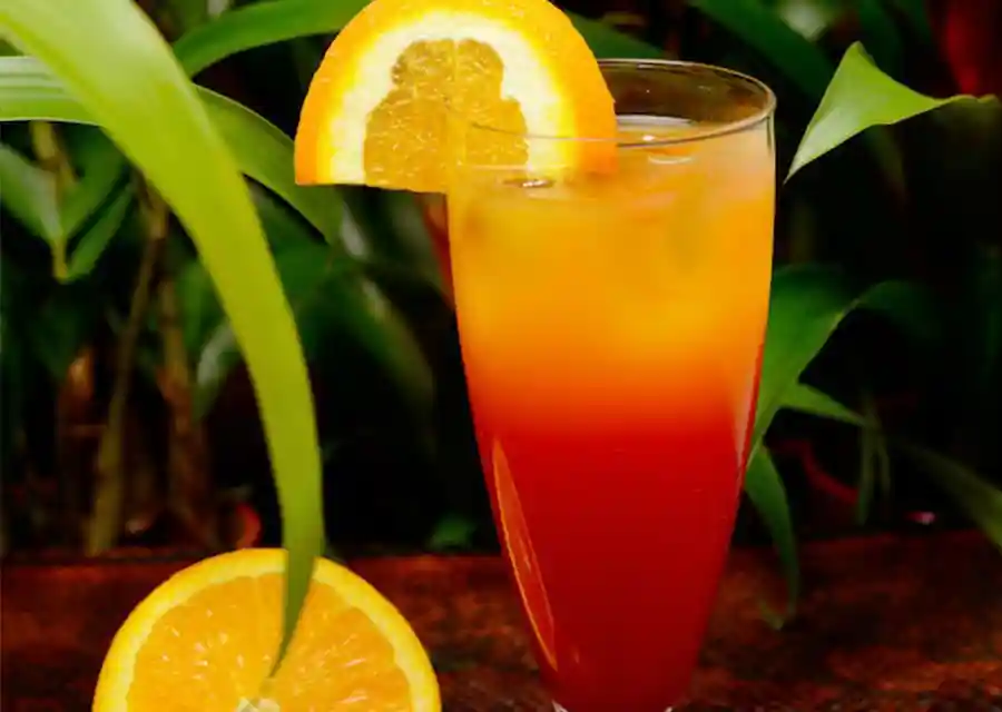 Cocktail tequila sunrise